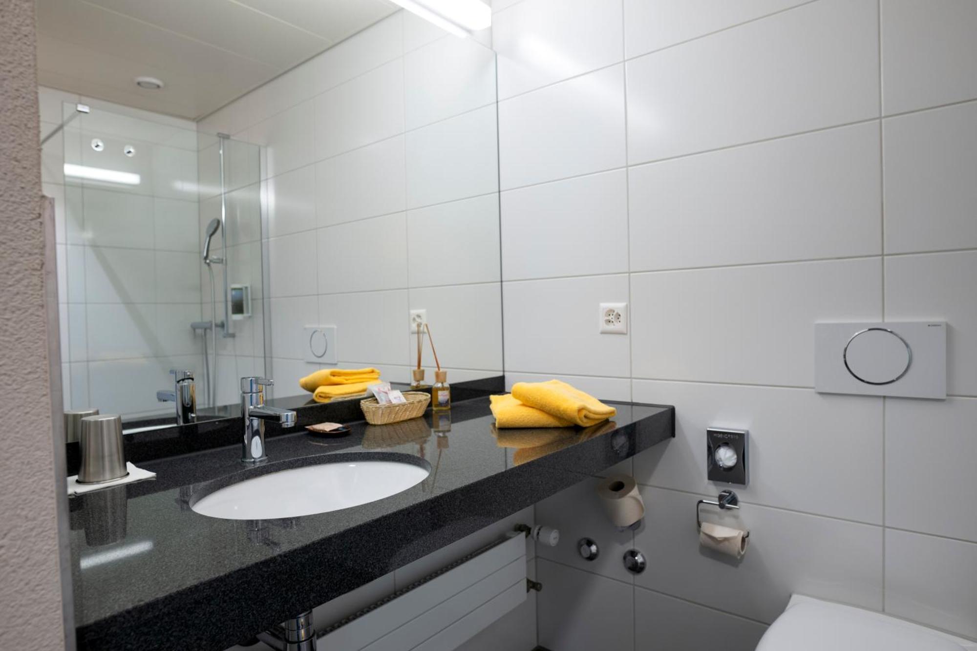Villmergen Swiss Quality Hotel מראה חיצוני תמונה